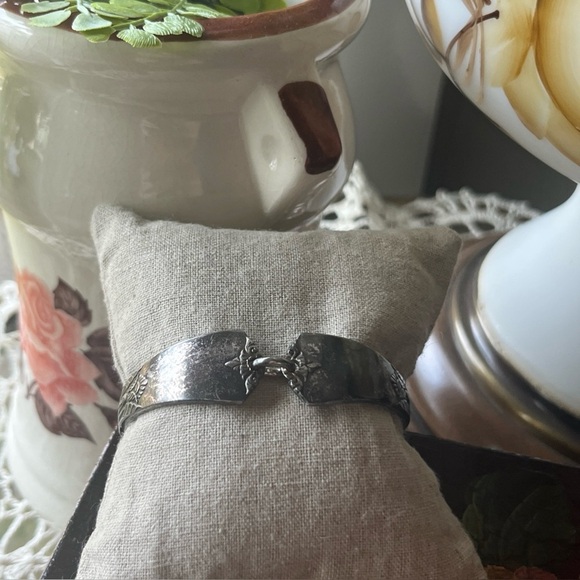 Vintage Silver Plated Spoon Bracelet with Magnetic Closure - Picture 1 of 9